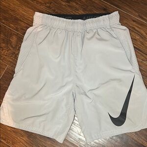 Nike Gray Men's Shorts